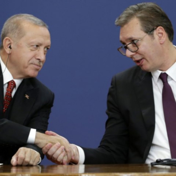 Vučić čestitao Erdoganu rođendan: "Poželeo sam mu dobro zdravlje i uspeh u vođenju države"