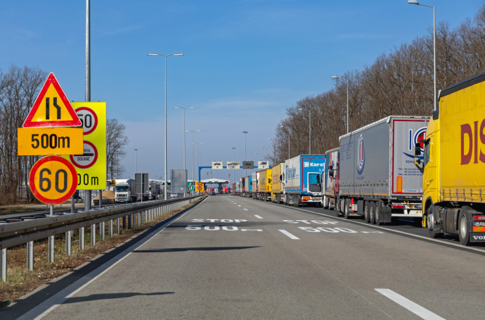 Zadržavanja na graničnim prelazima; Najduže se čeka na Batrovcima i Gradini