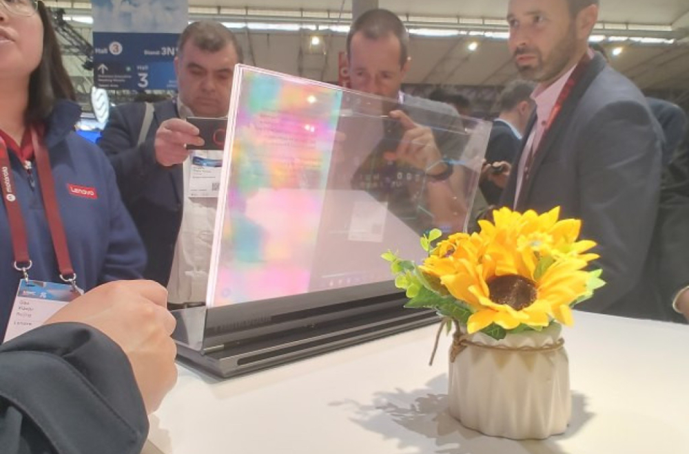Posetili smo MWC 2024 u Barseloni: Psi-roboti, podvodni dronovi i prozirni ekrani FOTO/VIDEO