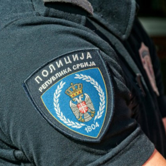 Budakom udario majku: Uhapšen zbog porodičnog nasilja