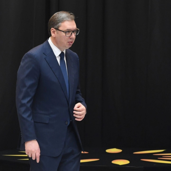 Vučić uputio telegram saučešća predsedniku Kine: "Sa velikom tugom primio sam vest o tragičnoj eksploziji"
