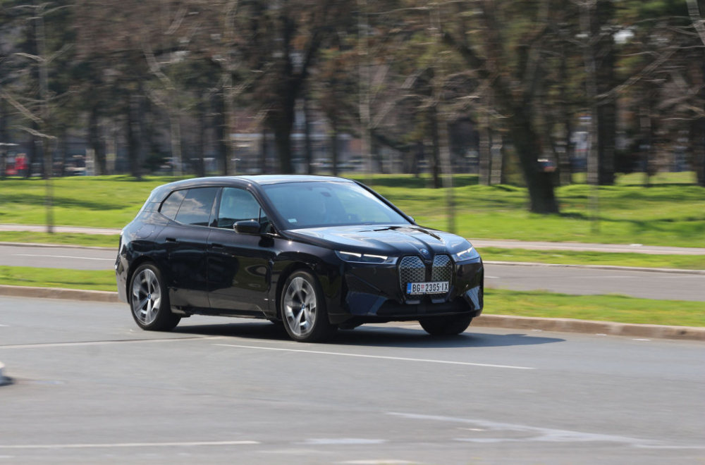 Test električnog automobila: BMW iX xDrive40