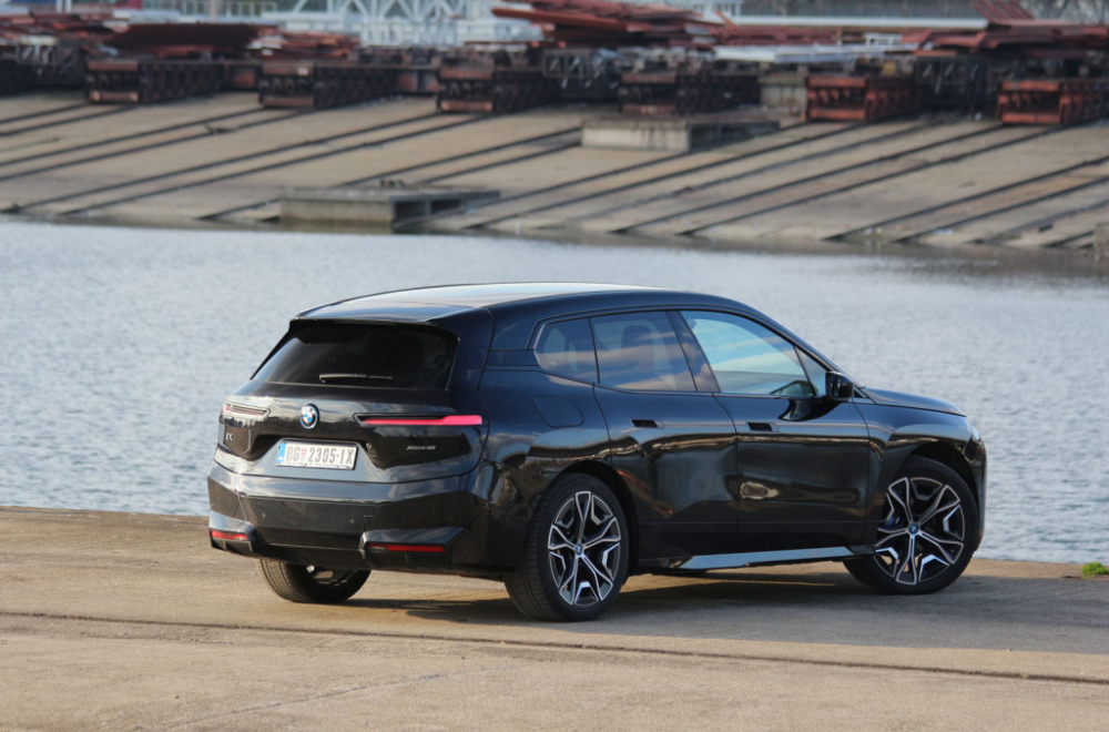 Test električnog automobila: BMW iX xDrive40