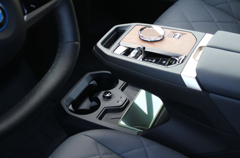 Test električnog automobila: BMW iX xDrive40