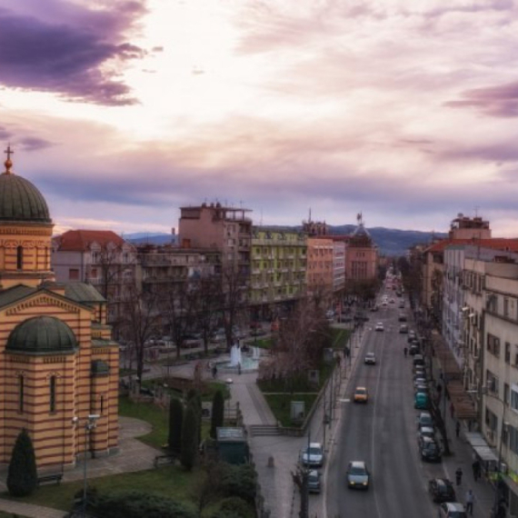 Bondi u poseti fabrike u Kruševcu: Saradnja Češke i Srbije dokaz da je Evropa jedna celina