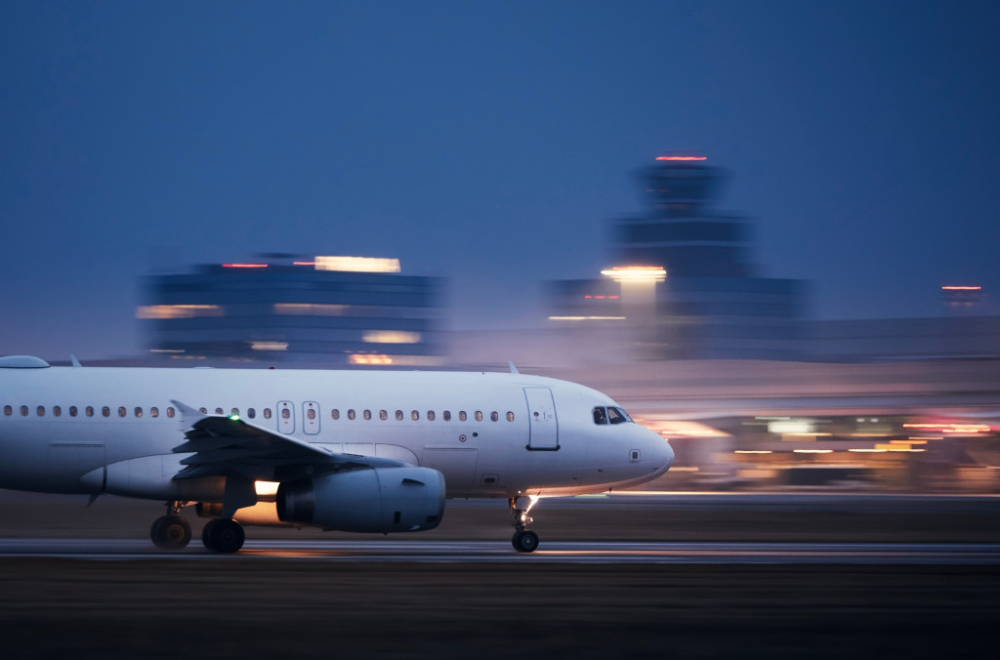 Oglasili se iz kompanije u čiji je avion stigla dojava o bombi: Svi putnici su evakuisani