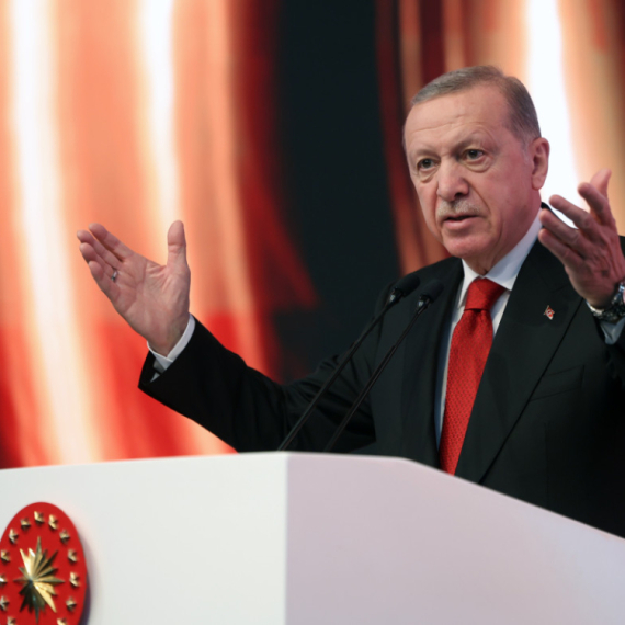 Početak kraja: Erdogan šalje vojsku da "završi" posao