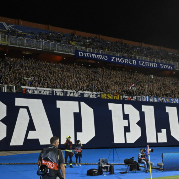 "Bad Blue Boys" oterali igrače Dinama