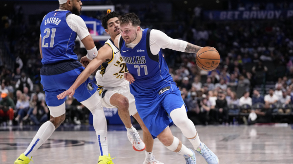 Dončić šutnuo 30 puta, bacao flašicu – Dalas u krizi VIDEO