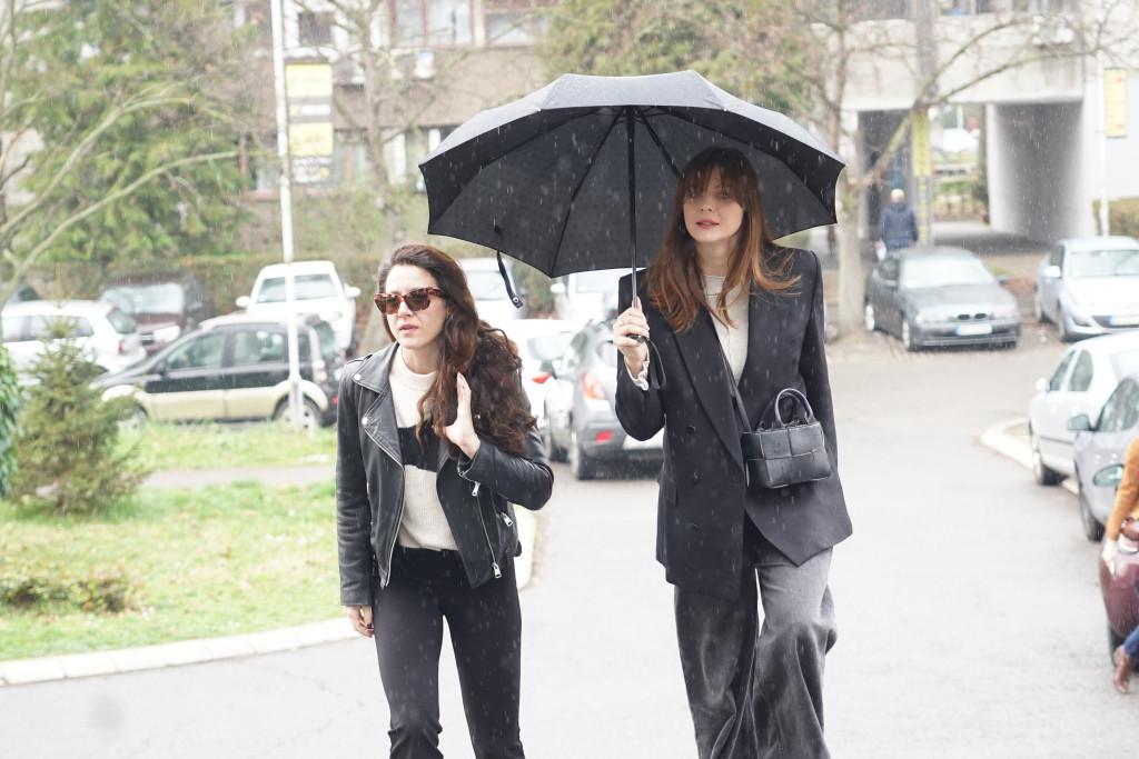 Andjela Jovanović arrived at the trial with Lečić: Numerous colleagues came to support her PHOTO