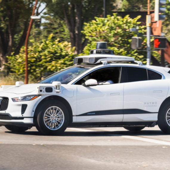 Robotaksiji blokirali saobraćaj u San Francisku