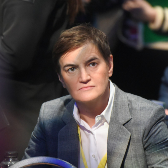 Novi napad na Anu Brnabić: Vređanje ni voditelj nije prekinuo VIDEO