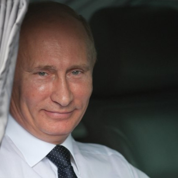 Amerika u čudu: "Bajdene, poklonio si Putinu"