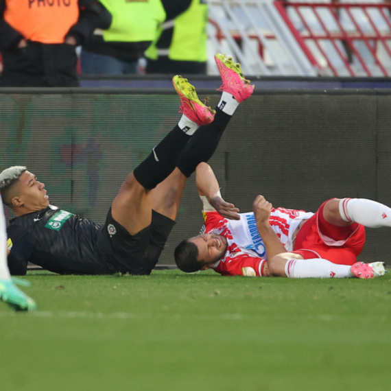 Dragović završio derbi posle pola sata!