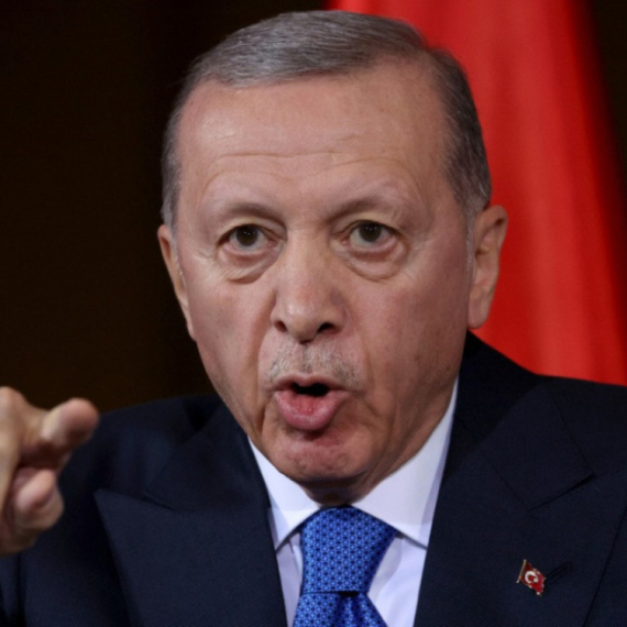 Erdoganu smetaju američki saveznici; Kurdi kamen spoticanja – ništa od napada na Iran?