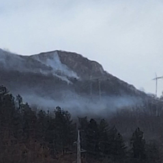 Gori šuma iznad Priboja: Ogroman požar bukti već satima FOTO