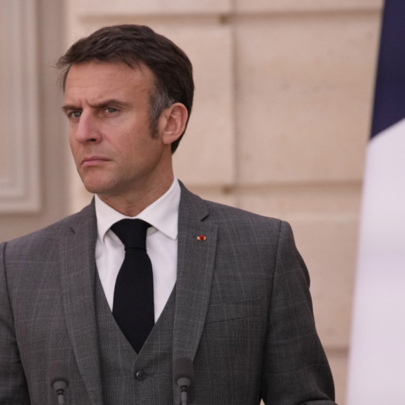 Macron, what's going on?