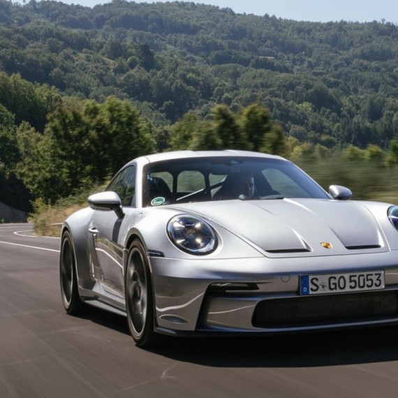 Potvrđeno: Stiže prvi Porsche 911 hibrid