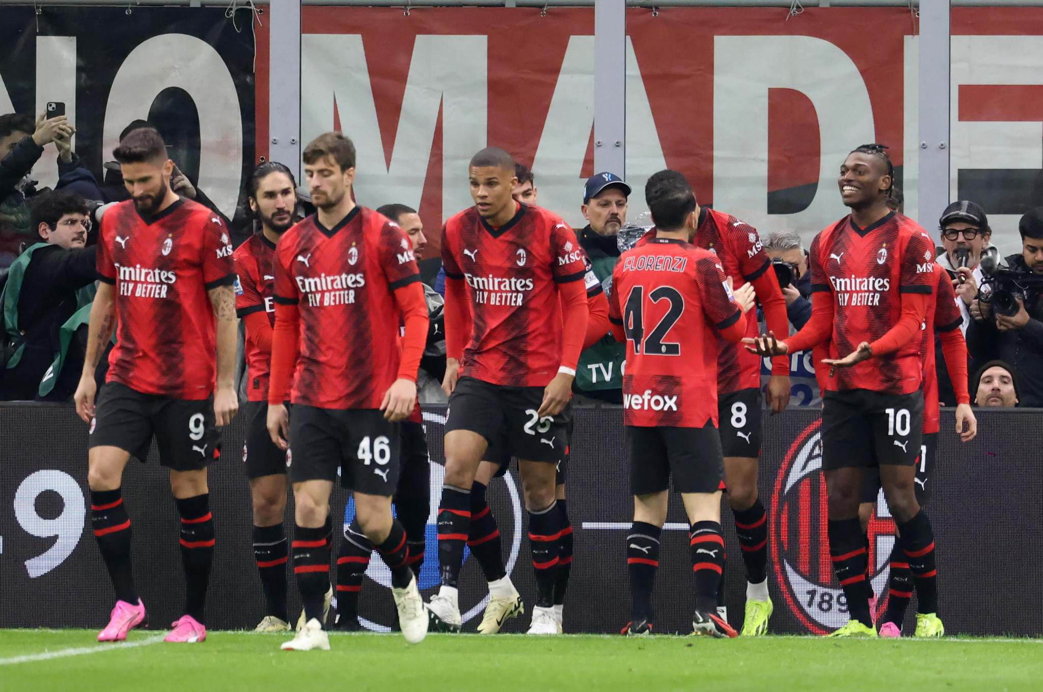 Finansijska policija češlja Milan – sumnja se da stari vlasnici i dalje vode klub