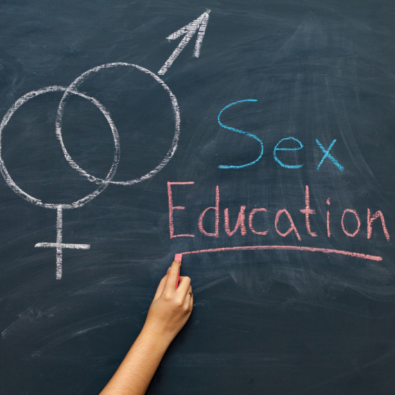 Uvođenje seksualnog obrazovanja u školama: Dobar potez ili novi problem VIDEO/ANKETA