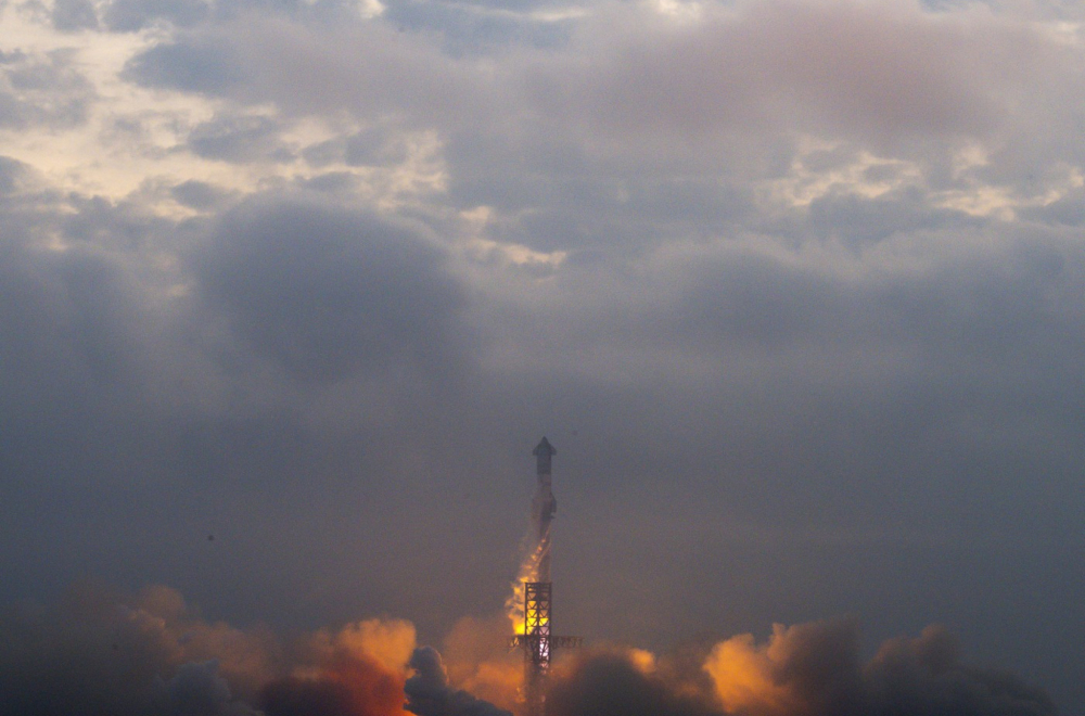 Raspala se kineska raketa, prete nam opasni sudari?
