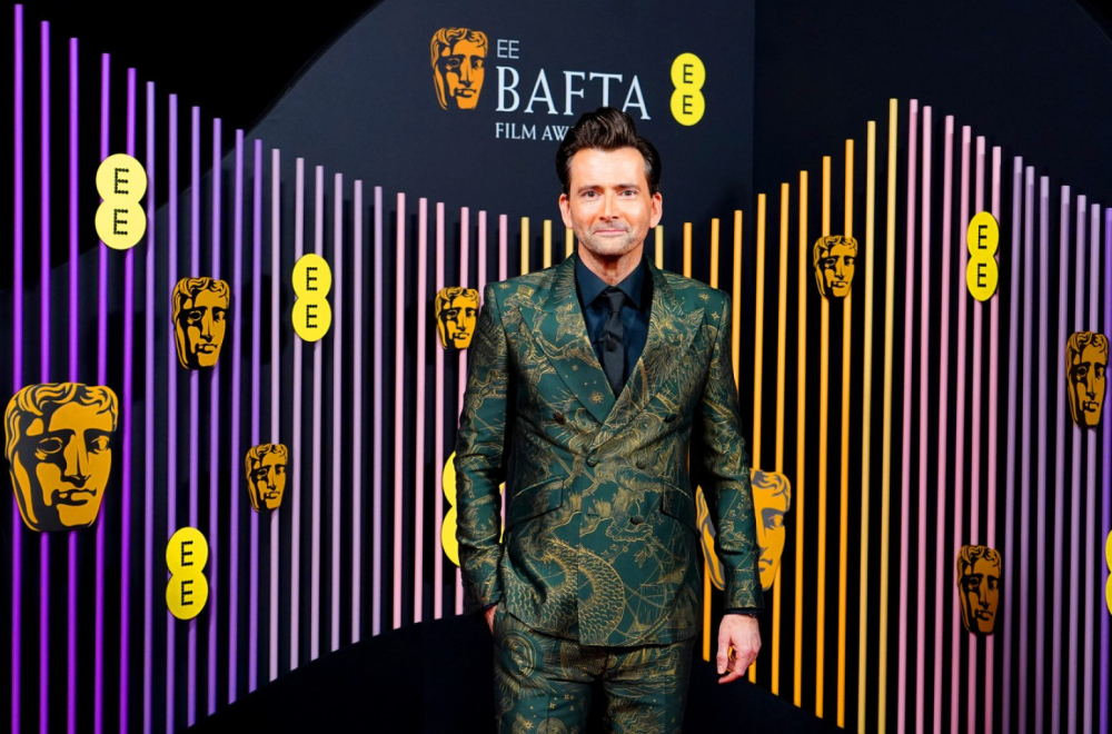 Skandal na dodeli BAFTA nagrada: Zvezda serije "Doktor Hu" ismevala Trampa FOTO