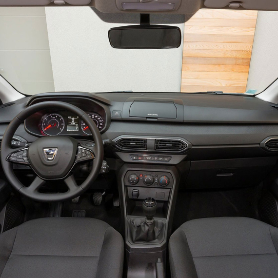 Želite nov auto bez ekrana? Sve ih je manje u ponudi, a ovo su neki od njih
