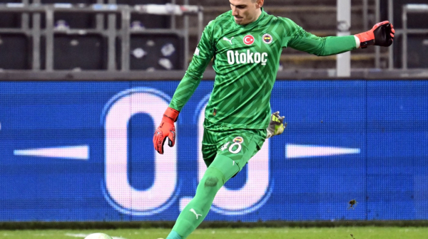 Bajern zove Livakovića – Fener već traži novog golmana