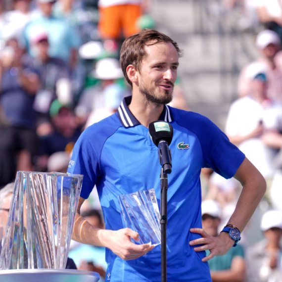 Kafeljnikov: Medvedev može do prvog mesta