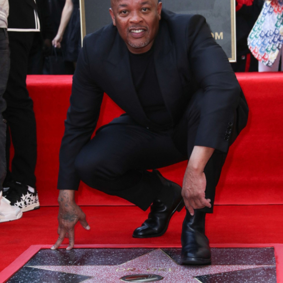 Dr. Dre dobio zvezdu na Stazi slavnih