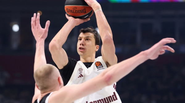 Lučić obradovao Partizan u Valensiji