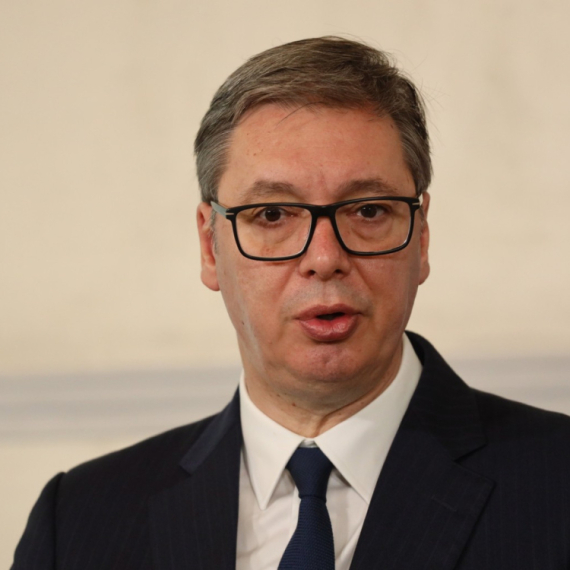 Vučić jasan: Nisam sluga bilo čiji, Srbiju volim najviše na svetu VIDEO
