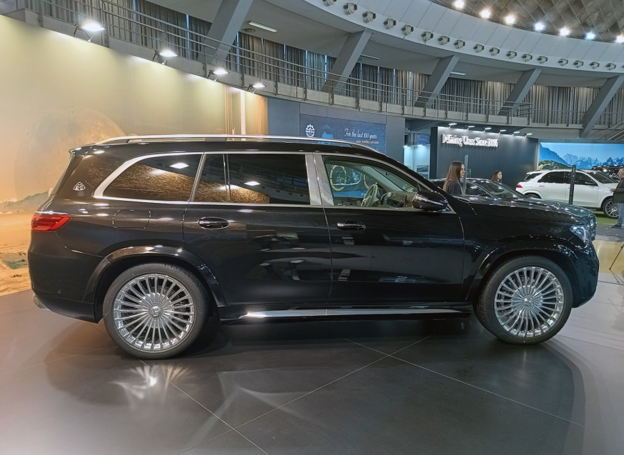 Skupo, skuplje – Maybach FOTO