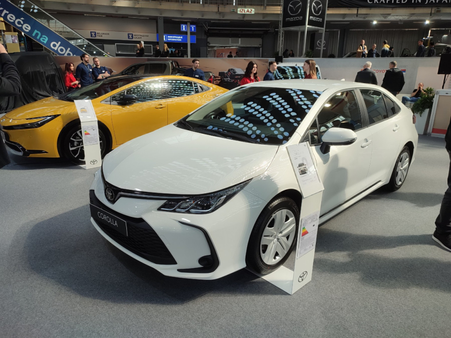 Skok prodaje novih vozila u Srbiji za 20%, kupci pazarili i 2 Ferrarija i 2 Lamborghinija