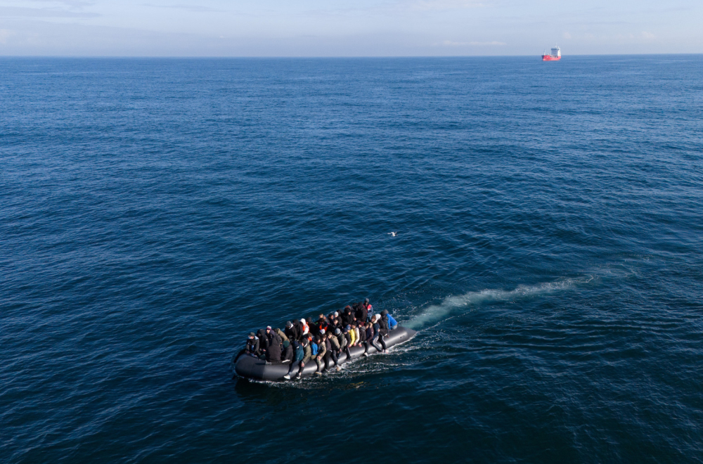 Greece: They arrive in great numbers, all weekend