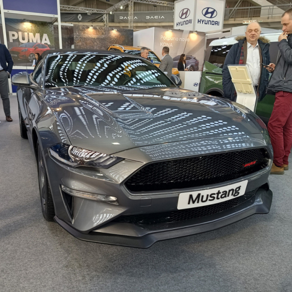 Fordove zvezde na sajmu automobila: Prednjači Mustang GT kabrio FOTO