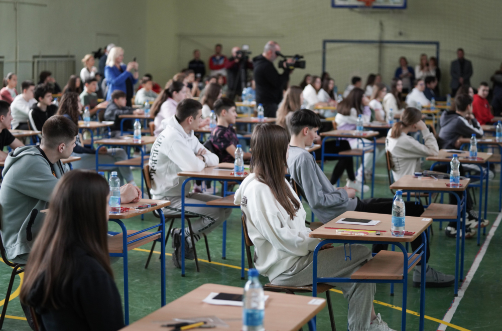 Đukić Dejanović: Uspešno završen probni završni ispit