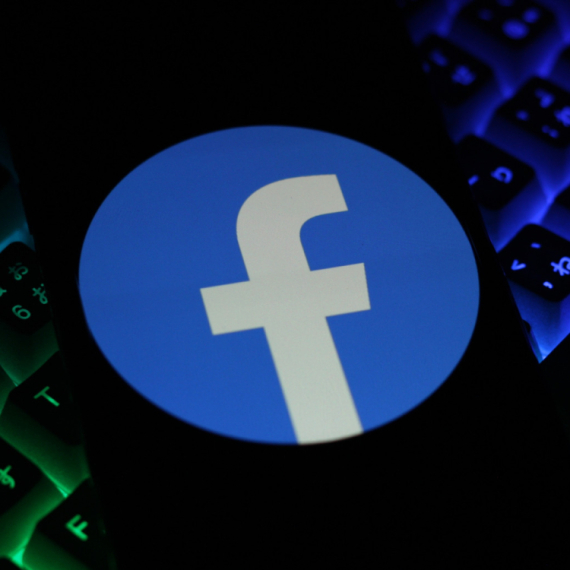 Boc, boc: Da li se sećate ove fore s Facebooka? Mladi su sada opsednuti njom VIDEO