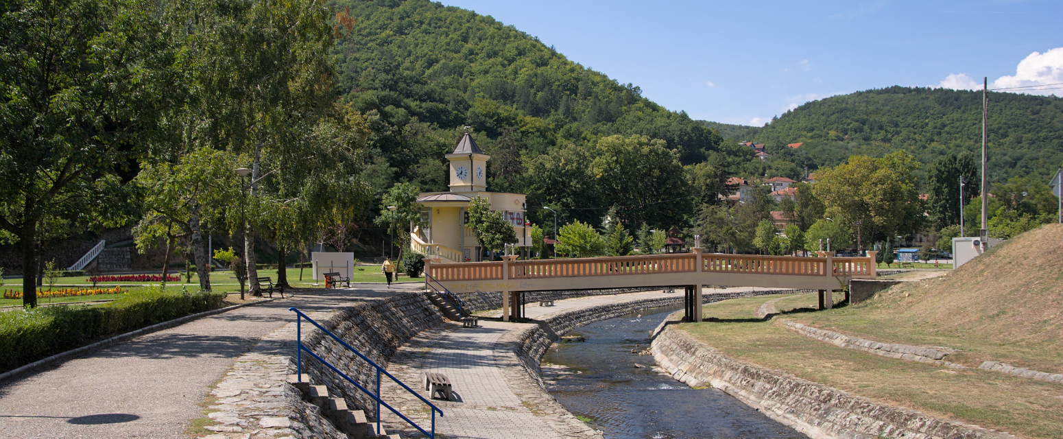 Raj za prvomajske praznike: U ovoj banji u Srbiji je najtoplija voda, a cene su za svačiji džep FOTO