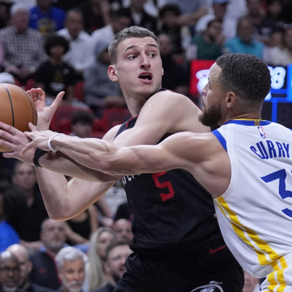 Jović ubacio 11 poena Voriorsima VIDEO