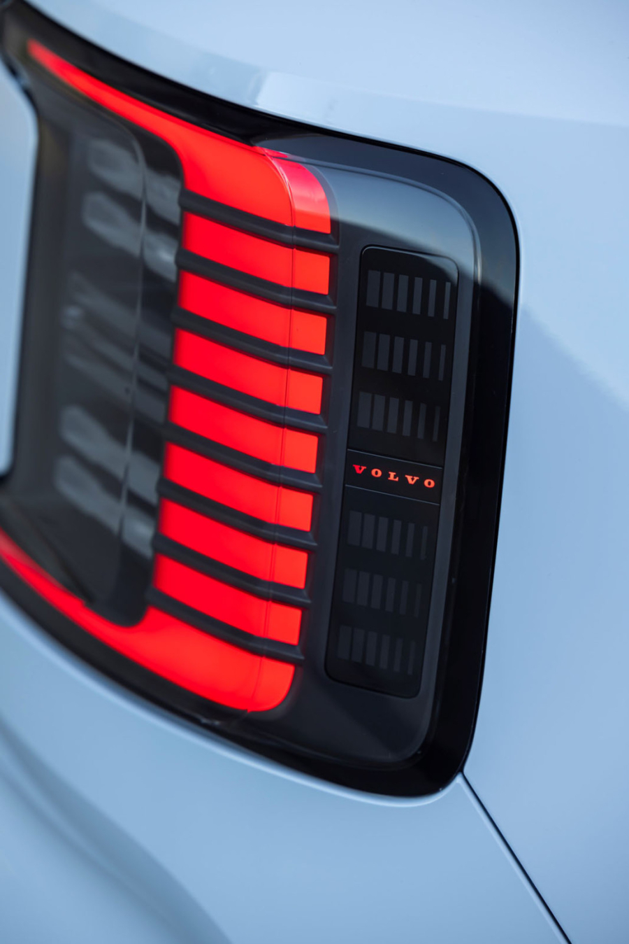 Prva vožnja: Volvo EX30 – malo telo za velike promene
