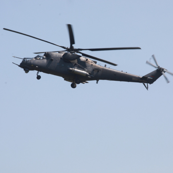 Helicopters and the army raised; The search for the double killer continues