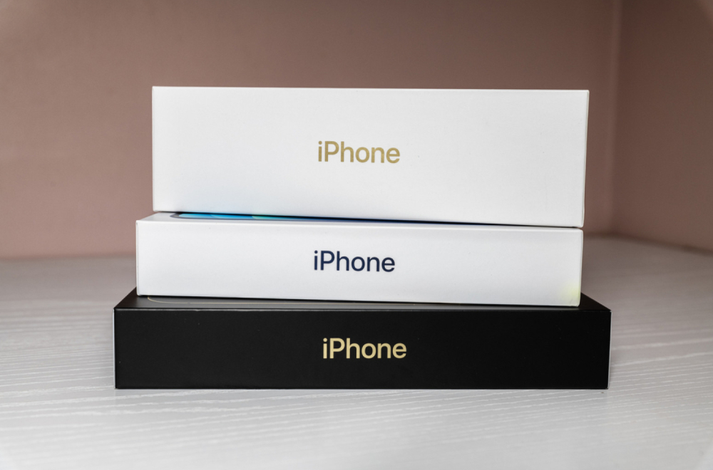 Nova tehnologija: iPhone će se ažurirati i dok je zapakovan