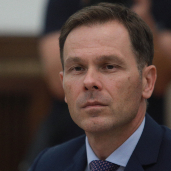 Mali sa građanima Zvezdare: "Ovo je jedini pravi način da se bavite politikom" VIDEO