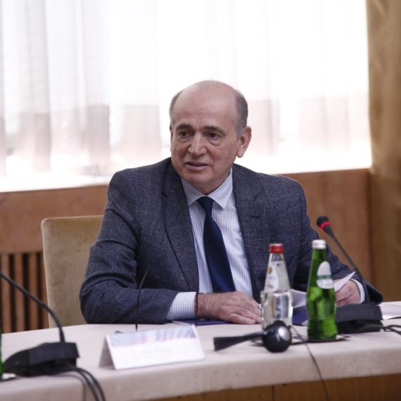Milan Krkobabić čestitao vernicima Uskrs