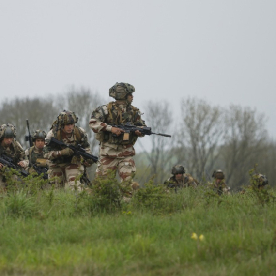 Rusija: NATO manevri su deo hibridnog rata, pažljivo ih pratimo