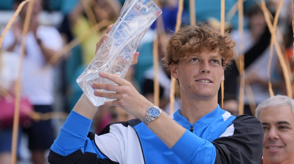Siner preskočio Alkarasa, ali Novak obezbedio još jedan ATP rekord