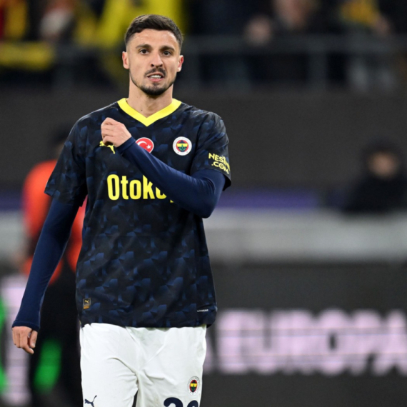 Krunić bi mogao da se vrati u Italiju