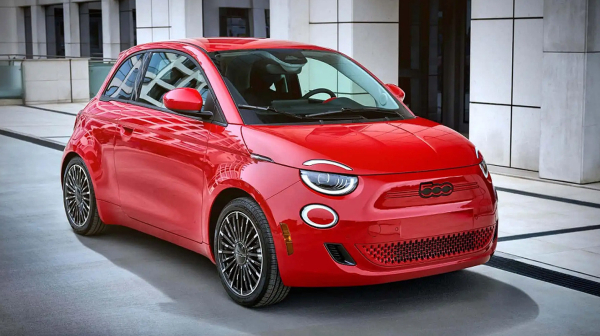 Fiat pred povlačenjem? U celoj zemlji prodao manje automobila nego Ferrari i Lamborghini