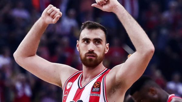Petrušev i Milutinov idu na F4 Evrolige!